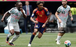 Ngôi sao MU mắc sai lầm đau đớn, Tây Ban Nha thẳng tiến vào bán kết World Cup