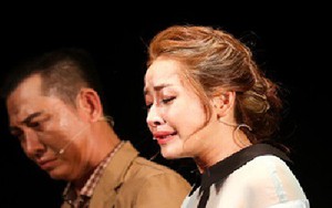 "Chi Pu, em có biết em có một ánh mắt rất đẹp không?"