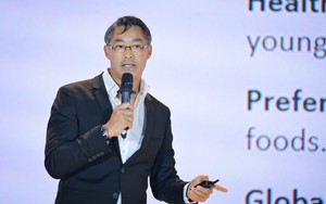 Cựu Phó Thủ tướng Đức gốc Việt đảm nhận vai trò gì tại trung tâm giúp Việt Nam hút hàng tỷ USD?