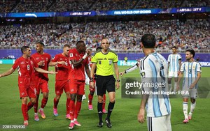 DIỄN BIẾN Argentina 1-1 Thụy Sĩ: Messi và đồng đội bế tắc dù đá hơn người