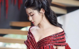 Á hậu được báo Trung khen ngợi là "quốc bảo mỹ nữ", lọt Top 100 đề cử Gương mặt đẹp nhất thế giới cùng Jisoo