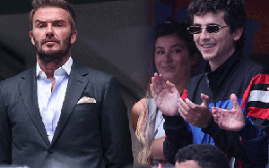 David Beckham đọ visual với Timothée Chalamet trên khán đài World Cup: Ai hơn ai?