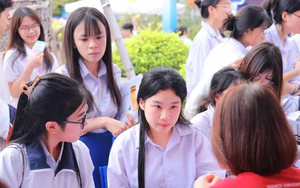 Bất ngờ lí do 147 thí sinh bị loại hồ sơ đăng kí tại Trường Đại học Hà Nội