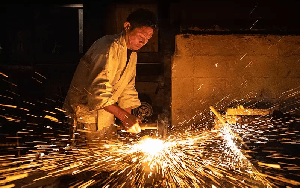 Chỉ một huyện nhỏ của Trung Quốc đã đủ lật đổ "tuyệt tác kỹ thuật trăm năm" của Nhật Bản: Đến mức này rồi sao?