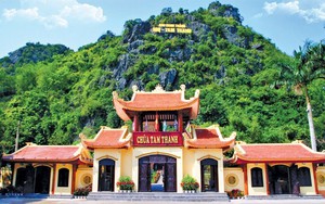 Cảnh báo người dân, du khách khi đến đền, chùa, di tích: Trả 20.000d nhưng vé chỉ ghi 10.000d
