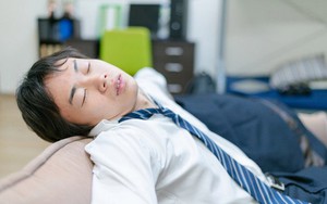Lời khuyên cho những người ngủ trưa quá 60 phút
