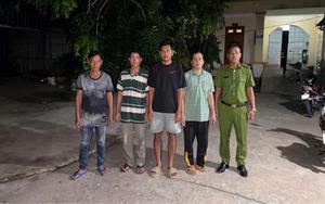 Công an điều tra tổng giao dịch chuyển khoản 26.700.000 đồng tại một quán cà phê, 4 người đàn ông bị bắt tạm giam