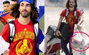 Cucurella "bá đạo" nhất World Cup, hết đựng cúp vàng lại đựng giày vào túi ni lông: "Anh vô địch mà trông anh khổ quá!"