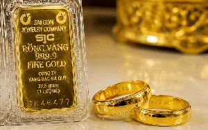 Vàng nhẫn SJC đột ngột rơi 5 triệu đồng/lượng!
