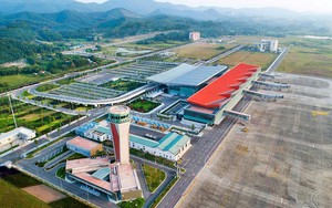 Đúng 9h30, đại bàng khổng lồ dài 63m xuất hiện, ghi nhận điều chưa từng có trong lịch sử tại dự án từng khiến Mỹ và Hàn rút lui