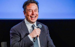 Elon Musk chỉ viết 4 từ về trận đấu robot Trung Quốc, nhưng đó có thể là tín hiệu cho cuộc đua máy móc hình người đang bước sang một giai đoạn mới