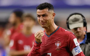 Rộ tin Ronaldo chia tay đội tuyển: Cơn địa chấn ‘tỷ đô’ đang đến gần Bồ Đào Nha