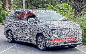 Toyota Innova Cross 2027 lộ diện: Thiết kế mới, nội thất nâng cấp, ADAS hứa hẹn cải tiến