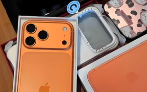 Con gái thi đỗ cấp 3 được họ hàng thưởng gần 30 triệu nên đòi mua iPhone 17, chồng liền tuyên bố một câu khiến tôi cãi nhau suốt tuần