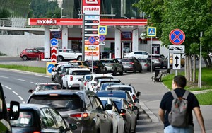 Sợ Moscow không còn xăng để bán, nước láng giềng của Nga phải đi 'đánh tiếng' với loạt quốc gia châu Á