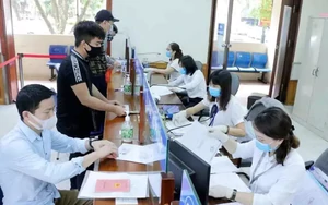 Bộ Nội vụ hướng dẫn thực hiện chế độ phụ cấp khu vực với cán bộ, công chức từ 1/7