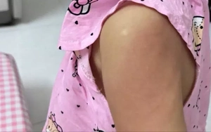 Công an làm việc với nam thanh niên liên quan sau clip bạo hành bé gái lan truyền trên mạng
