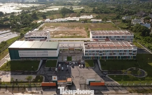 Hình ảnh Trường THPT chuyên Tuyên Quang- nơi 147 học sinh đạt điểm 10 môn Toán gây xôn xao dư luận
