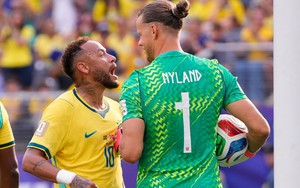 Neymar nói gì với thủ môn Na Uy trong màn đấu khẩu ở quả phạt đền phút bù giờ?