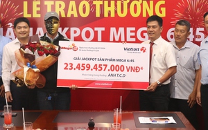 Đang uống cà phê thì phát hiện trúng Jackpot hơn 23 tỷ đồng