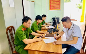 Công an xác minh giao dịch chuyển 70 triệu đồng vào tài khoản 55112xxxxx Techcombank, một người đàn ông được mời làm việc