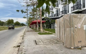 Tự ý cho thuê mặt bằng vỉa hè, công viên