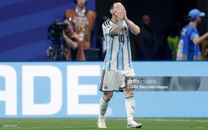 Messi lập "kỷ lục buồn", sút penalty tệ nhất lịch sử World Cup
