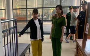 Kiểm tra hành chính, công an bắt tạm giam nữ hành khách 46 tuổi