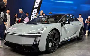 Toyota tiếp tục thắng lớn nhờ xe điện hóa