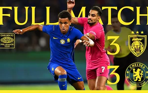 Chelsea thoát thua trong trận đấu lộn xộn ở Malaysia