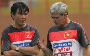 HLV Phan Thanh Hùng và kỷ niệm về AFF Cup 2008: "Trước trận gặp Malaysia, ông Calisto bảo sẽ từ chức"