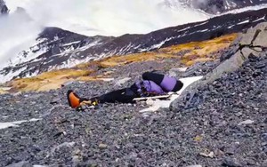 Vì sao thi thể của “Người đẹp ngủ” bị bỏ lại trên núi Everest suốt 28 năm qua?