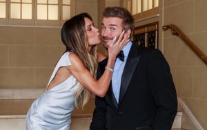 "Nằm mơ tôi cũng không tưởng tượng nổi Victoria Beckham chơi hàng nhái"