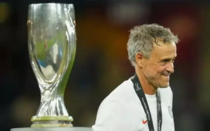 HLV Luis Enrique ra lệnh gì cho PSG sau khi đoạt Siêu Cúp châu Âu