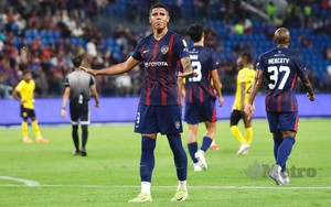 Trước ngày đấu Việt Nam, Malaysia nhập tịch tiền đạo vừa sút tung lưới Chelsea