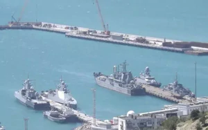 Ukraine tập kích nhiều tàu chiến Nga ở Novorossiysk