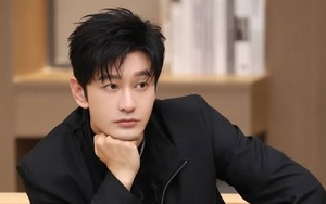 Bạn gái mới kém 22 tuổi của Huỳnh Hiểu Minh khác xa AngelaBaby