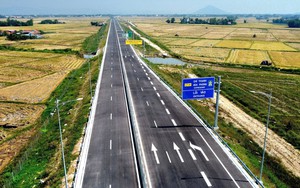 Từ 14h hôm nay, 5 đoạn cao tốc Bắc - Nam qua miền Trung bắt đầu thu phí