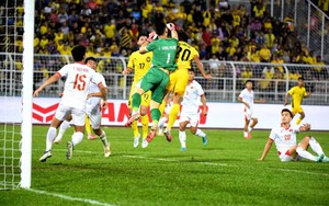 Báo Malaysia: “Tuyển Malaysia đã bị đè bẹp bởi tuyển Việt Nam”