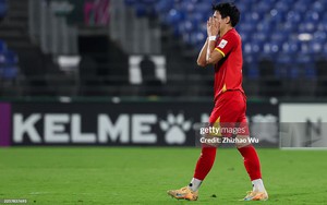 Đình Bắc rơi vào "vùng cảnh báo", nỗi ám ảnh từ án phạt của AFC hiện về