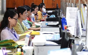 Hồ sơ cán bộ phải được bảo vệ theo quy định về bảo vệ bí mật Nhà nước
