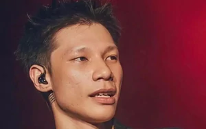 Số phận 19 ca khúc thô tục