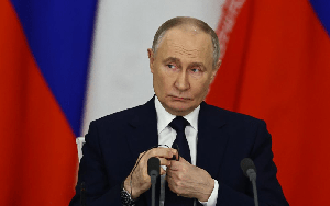 Tổng thống Putin thừa nhận về nền kinh tế Nga