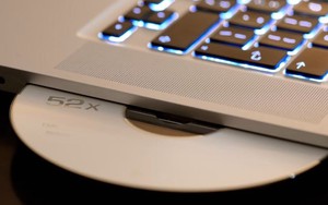 Cả thế giới cảm thấy "như bị lừa": Một loạt đĩa CD, DVD tốn tiền mua về bắt đầu hỏng hàng loạt, mất sạch dữ liệu