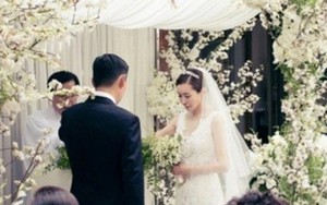 Nữ diễn viên ai cũng biết mặt “dao kéo” hỏng hết mặt, được chàng trai lương 19 tỷ/năm quỳ gối cầu hôn sau 30 ngày hẹn hò