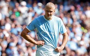 Thoát thua trong 10 phút cuối, Man City thắng Bournemouth 2-1