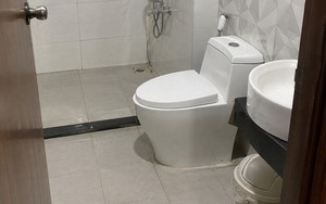 Bồn cầu bị tắc nên làm gì đầu tiên?
