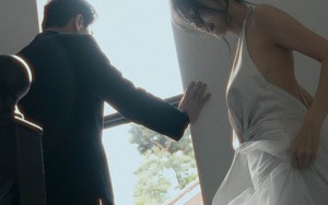 Chưa từng có: Nam diễn viên ly dị và tái hôn cùng lúc với nữ ca sĩ cực xinh, cô dâu đang mang thai