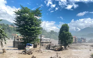 Lũ quét tại biên giới Nepal - Trung Quốc: Ít nhất 31 người chết, gần 400 người mất tích