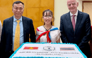 Những lần tỷ phú Nguyễn Thị Phương Thảo tặng quà "khủng" cho tuyển Việt Nam khi đạt chức vô địch